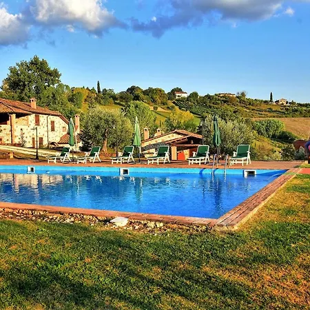 Sleeps 2 Apartment