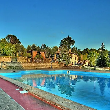 Sleeps 2 Apartment Otricoli